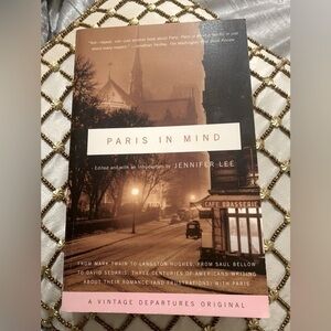 Paris in Mind By Jennifer Lee